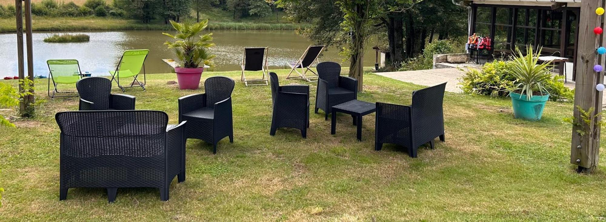 Camping Les Petites Minaudieres Coussay-les-Bois Exterior photo